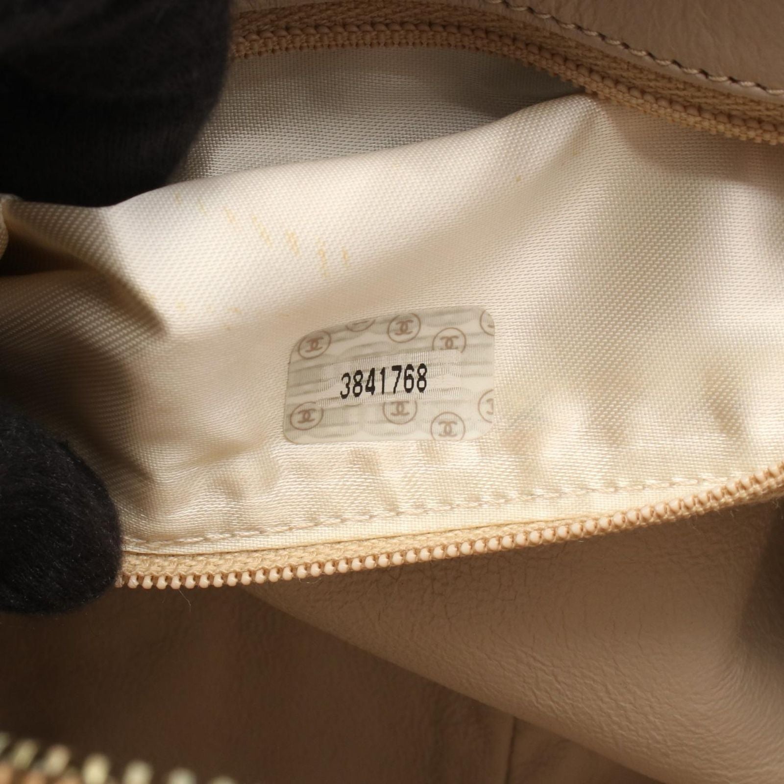 Chanel Shoulder Bag Quilted Beige Caviar Leather Chain — view 5