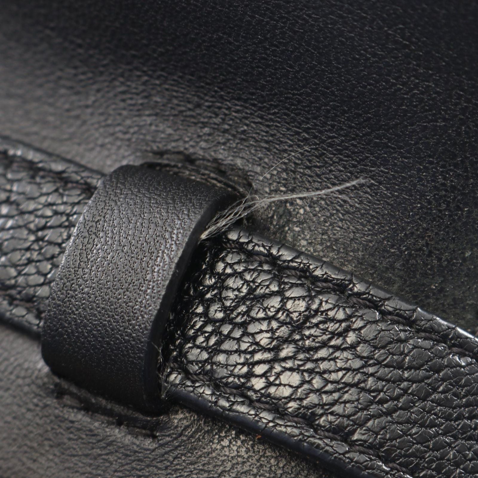 Celine Shoulder Bag Classic Box Black Leather — view 5
