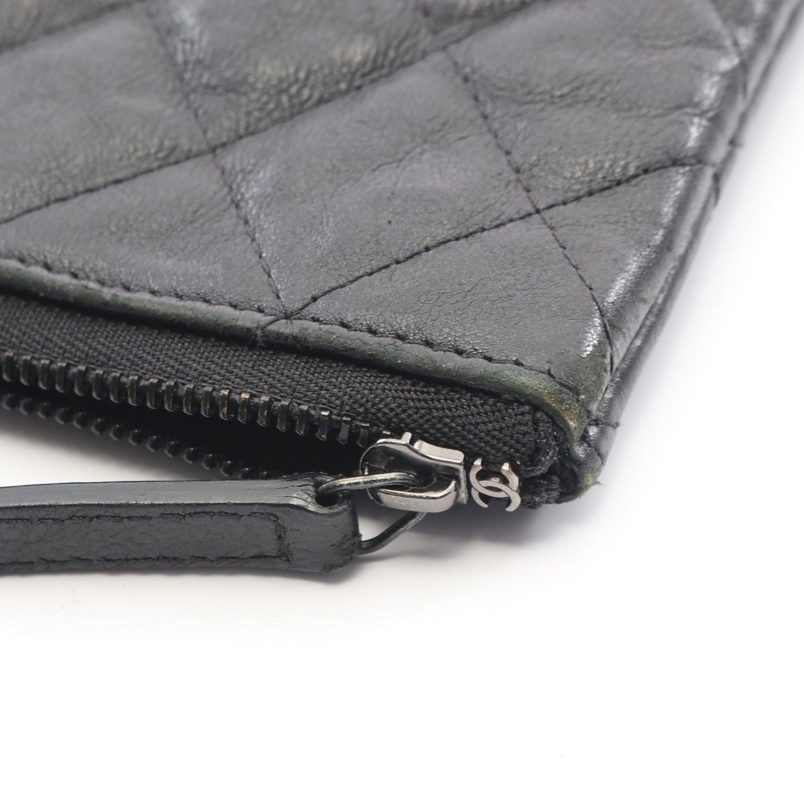 Chanel Clutch Quilted Black Leather — view 6