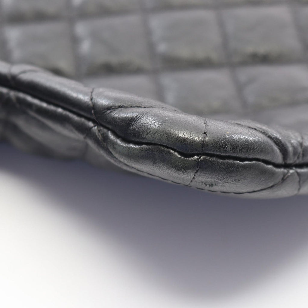 Chanel Clutch Quilted Black Leather — view 8