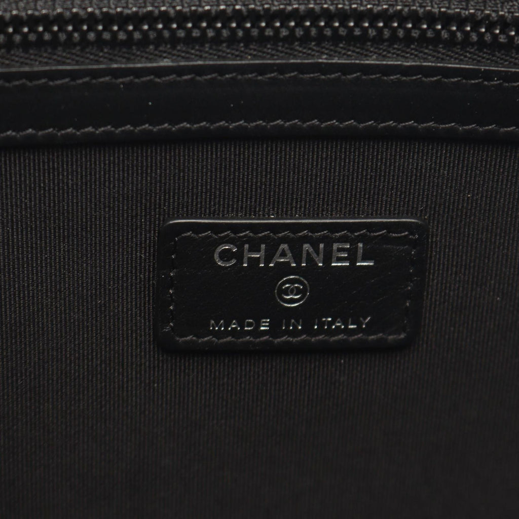 Chanel Clutch Quilted Black Leather — view 4