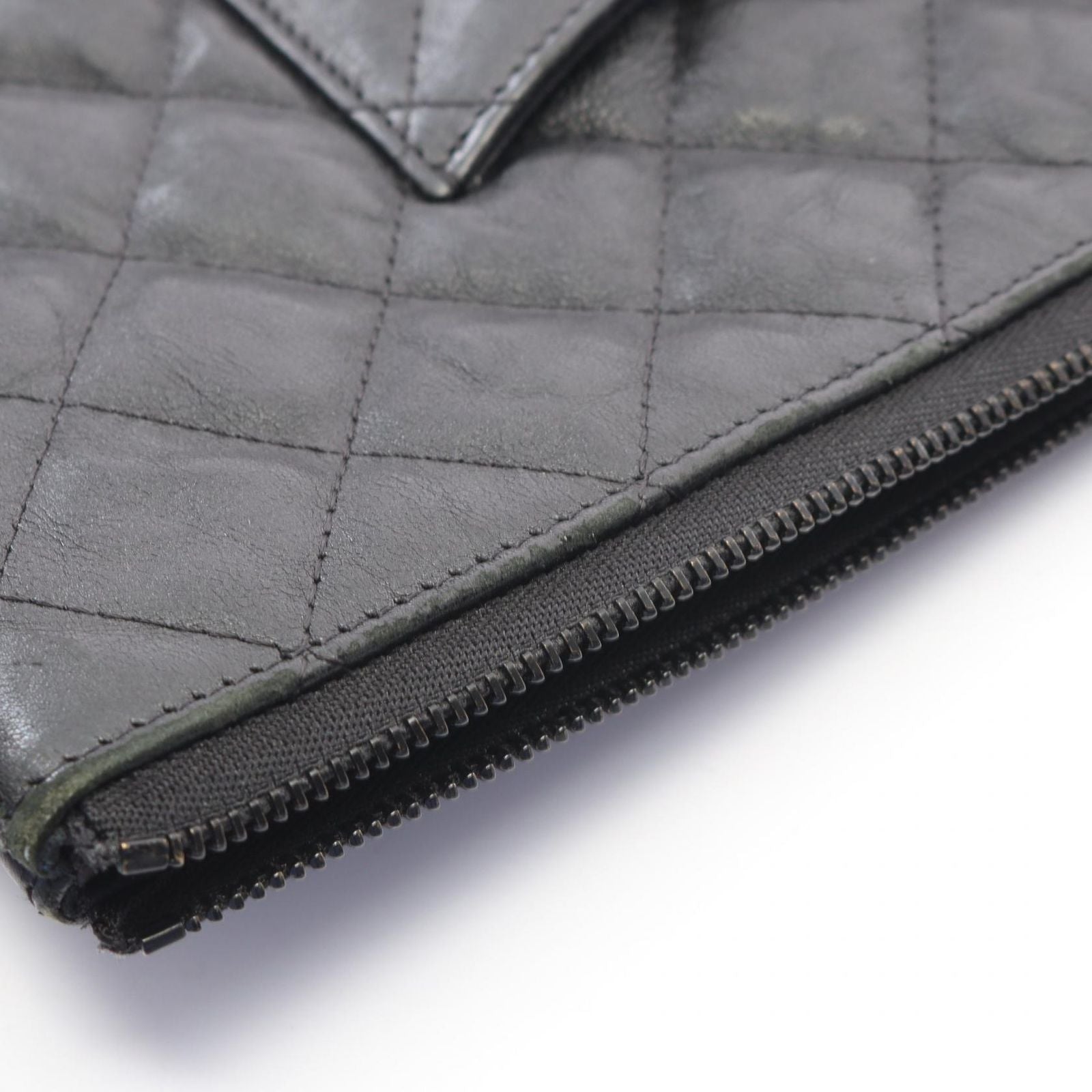 Chanel Clutch Quilted Black Leather — view 7
