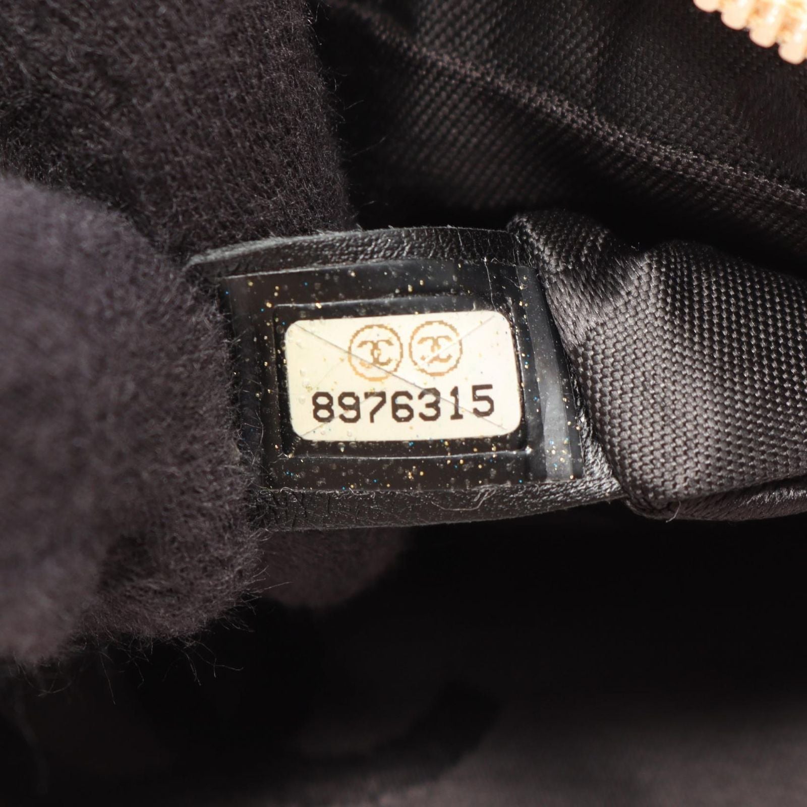 Chanel Shoulder Bag Cambon Line Large Pochette Beige Black Leather — view 5