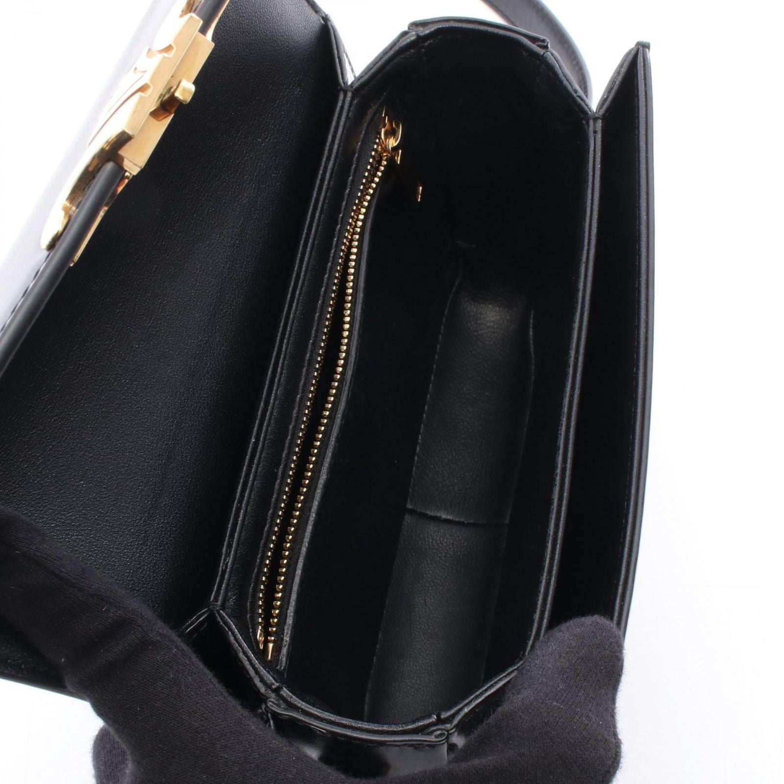 Celine Shoulder Bag Teen Triomphe Black Leather — view 3