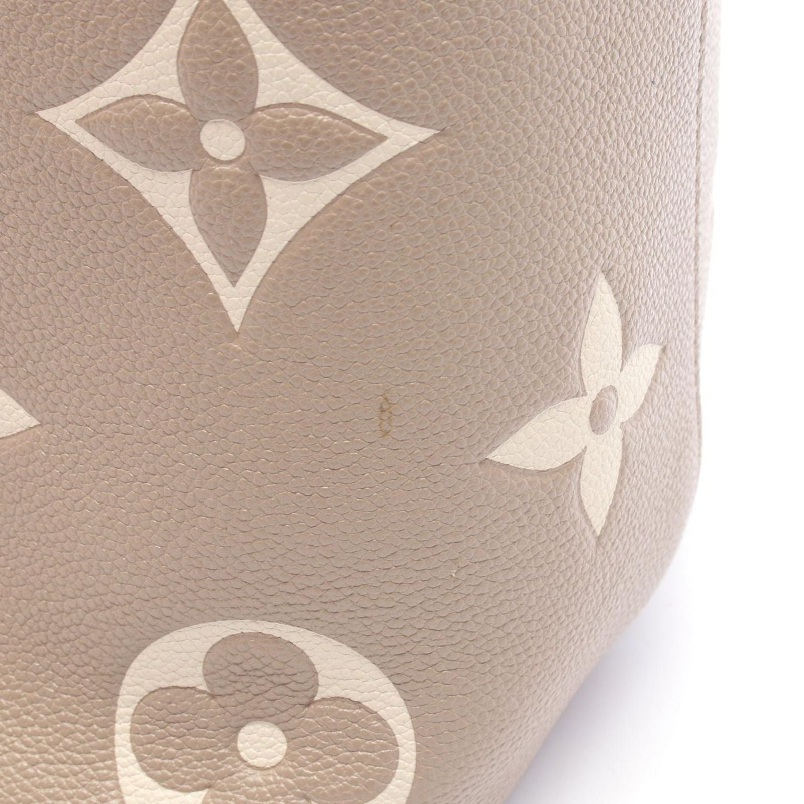 Louis Vuitton Shoulder Bag Neo Noe MM Bicolor Tourtelle Cream Leather — view 5