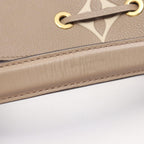 Louis Vuitton Shoulder Bag Neo Noe MM Bicolor 2-Way Tourtelle Cream Leather — view 9