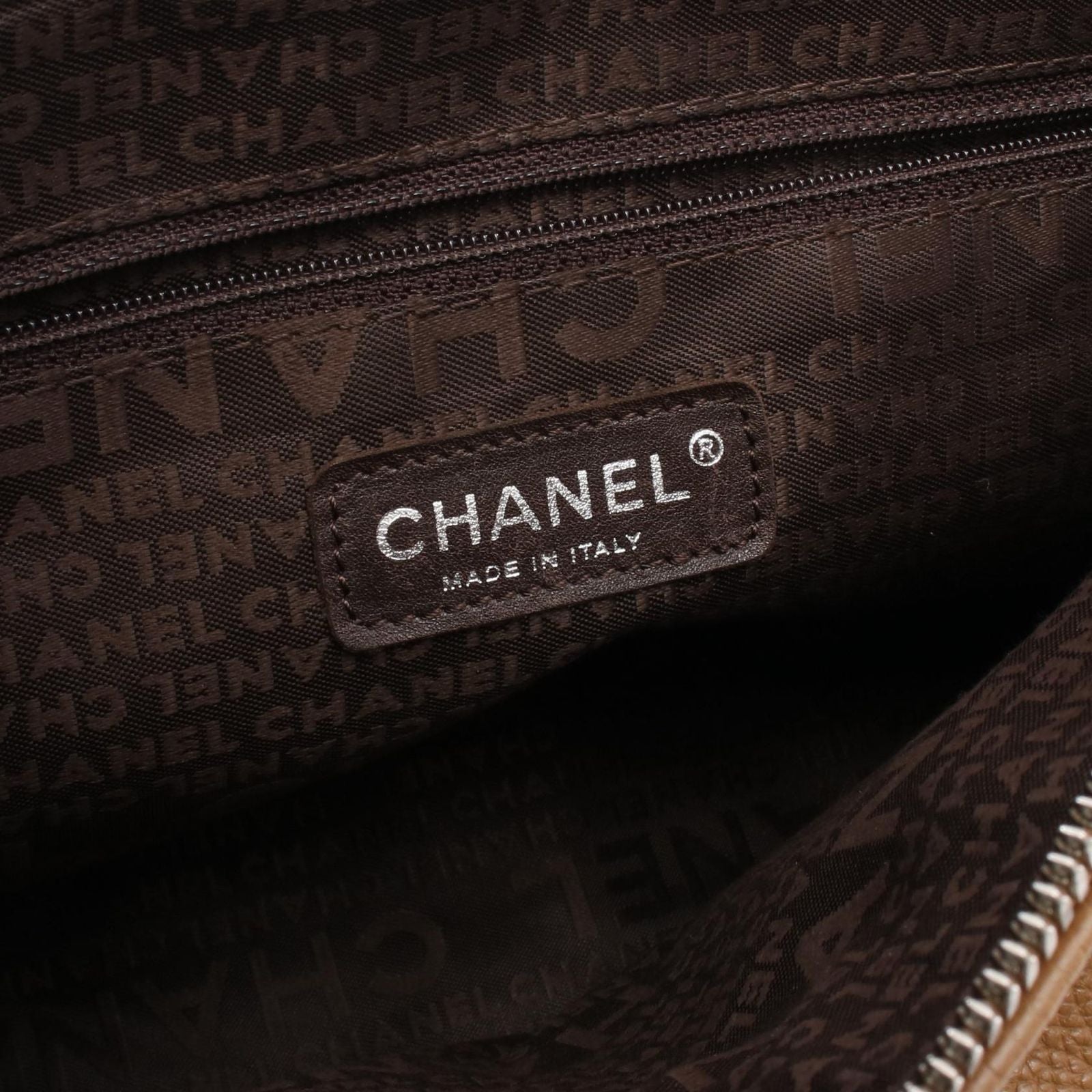 Chanel Tote Logo Fringe Beige Leather Handbag — view 4