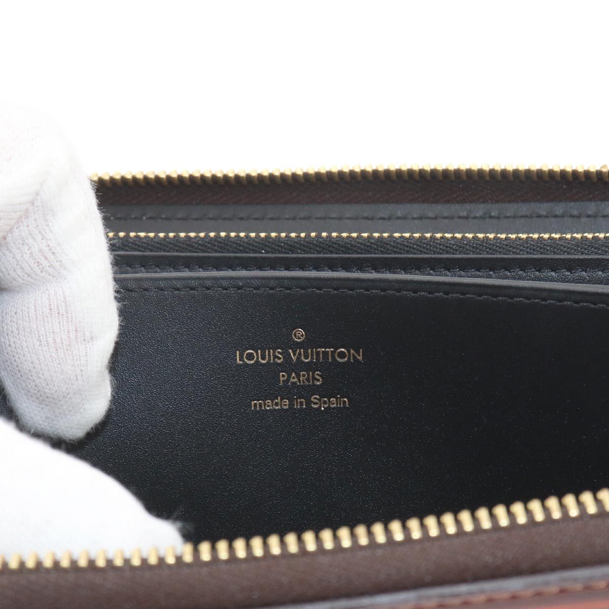 Louis Vuitton Transformed Monogram Time Trunk Zippy — view 9