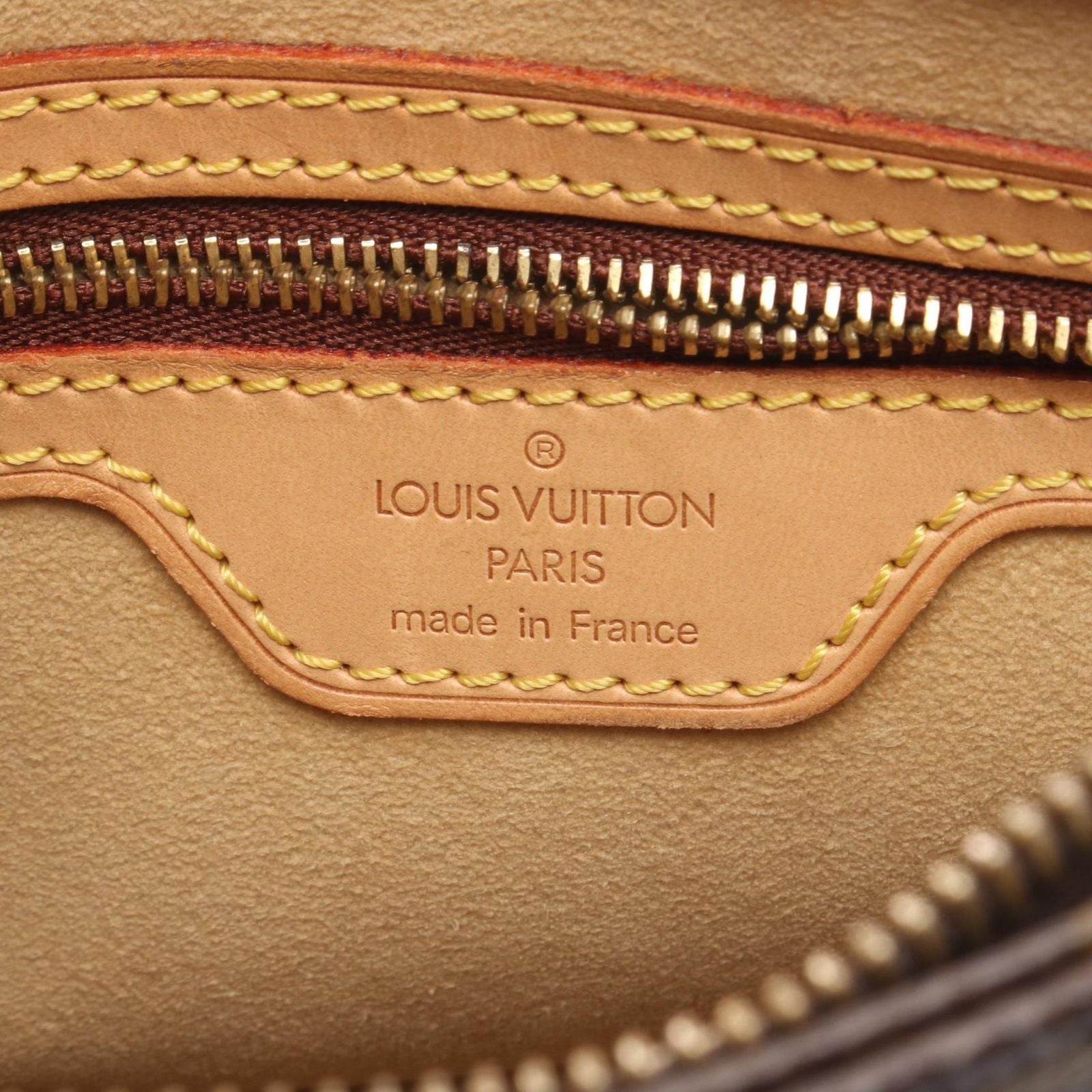 Louis Vuitton Shoulder Bag Looping MM Canvas Leather — view 4