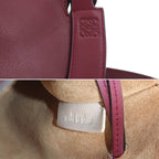 Loewe Shoulder Bag Leather Bordeaux Gold Horseshoe — view 9