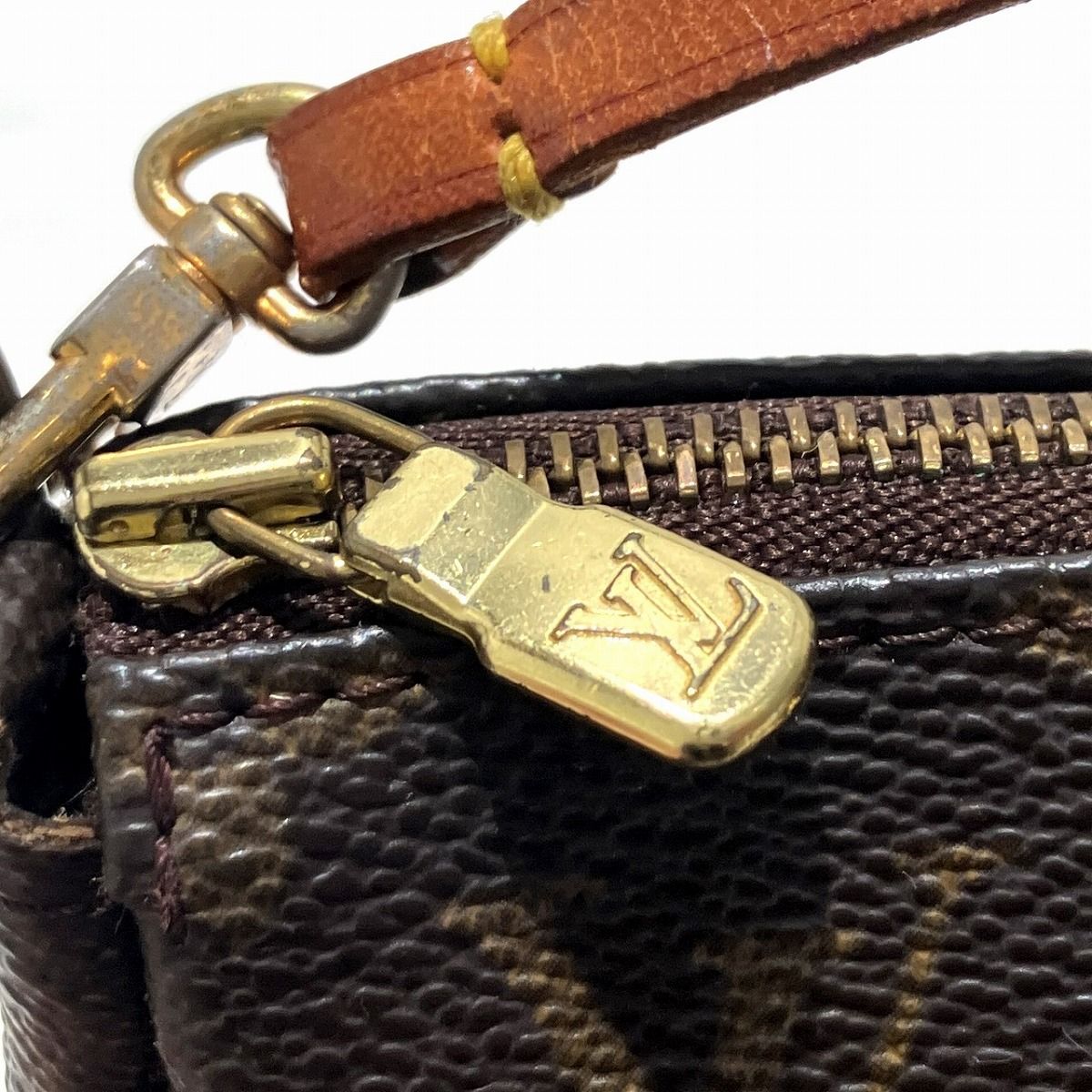 Louis Vuitton Pochette Monogram Pouch Canvas — view 7