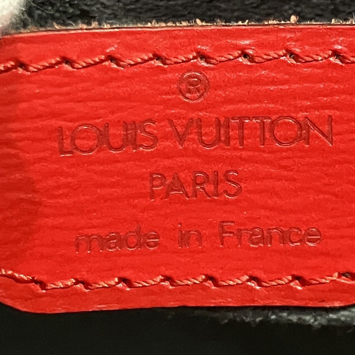Louis Vuitton Saint Jacques Poignet Long Epi Shoulder Bag Leather