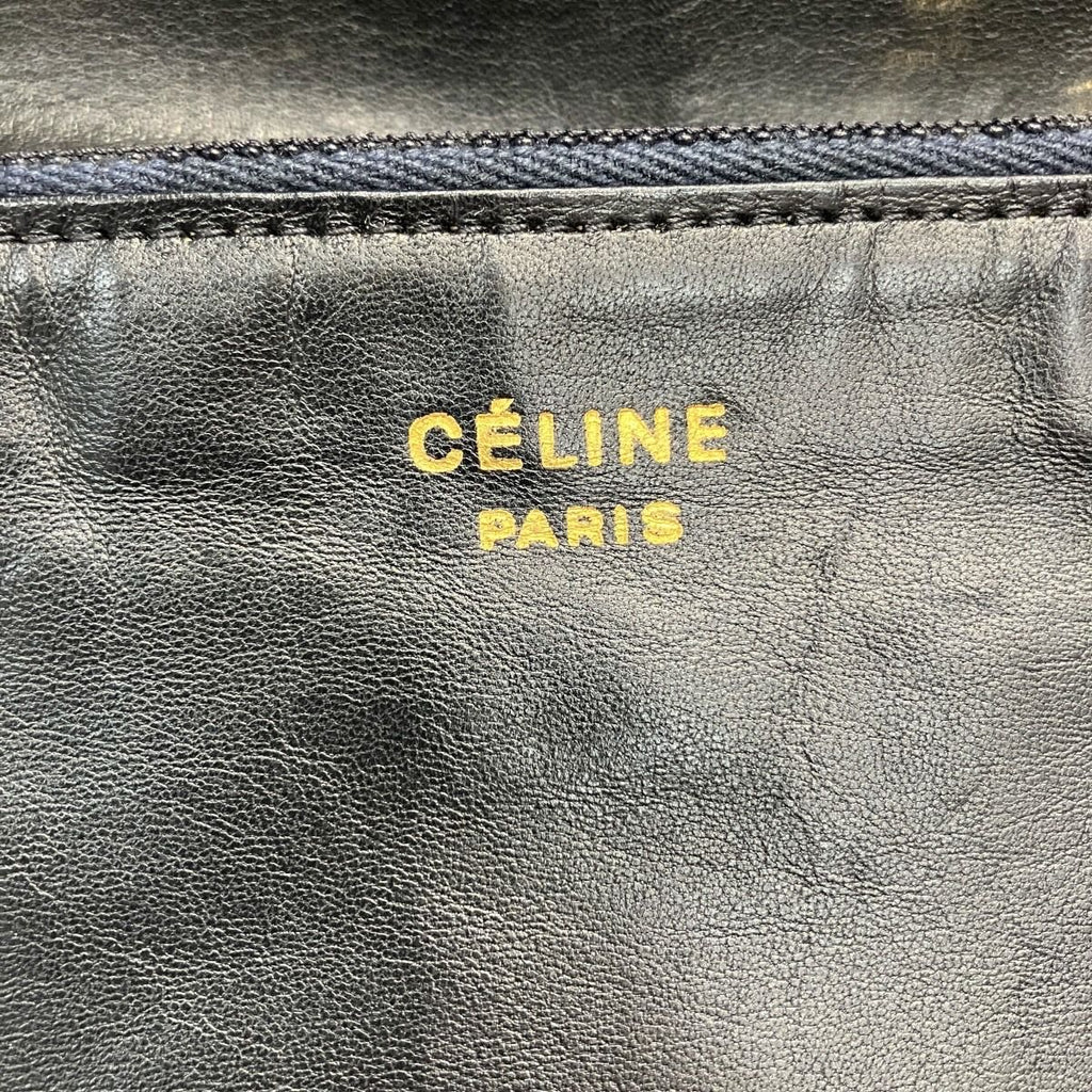 Celine Vintage Carriage Chain Shoulder Bag Leather — view 4