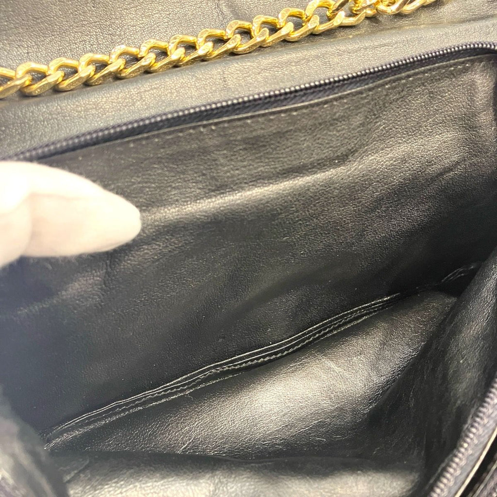 Celine Vintage Carriage Chain Shoulder Bag Leather — view 5