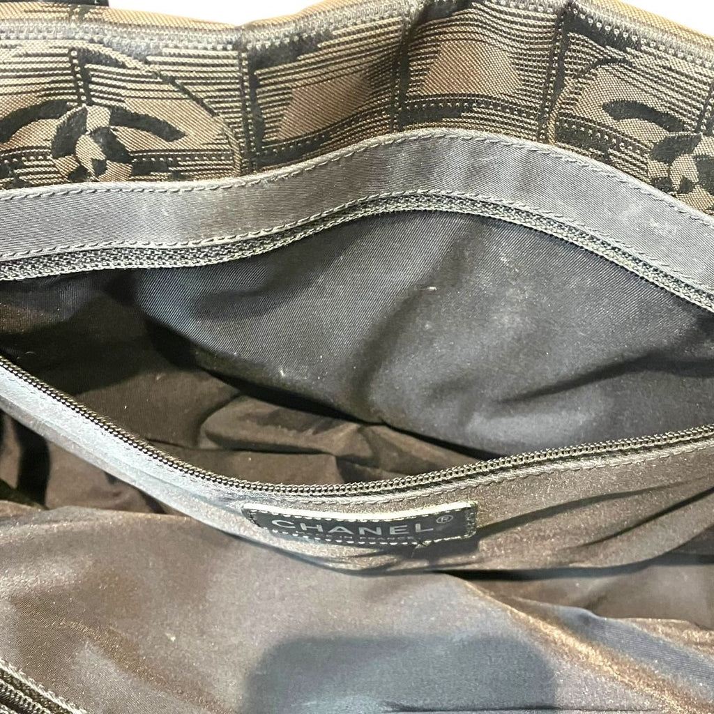 Chanel Tote PM New Travel Line Canvas Leather — view 9