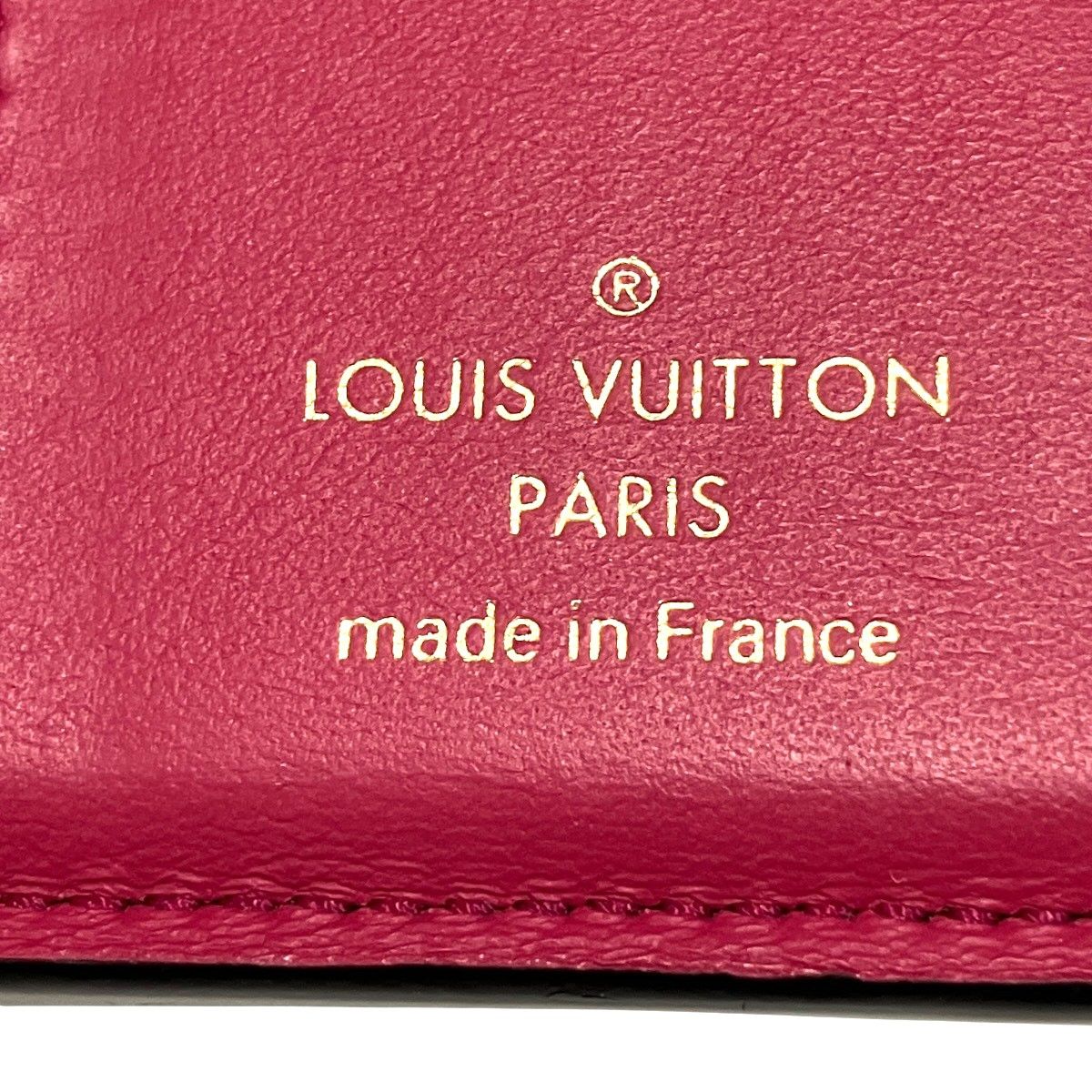 Louis Vuitton Portefeuille Capucines XS Taurillon Trifold Wallet Leather — view 4