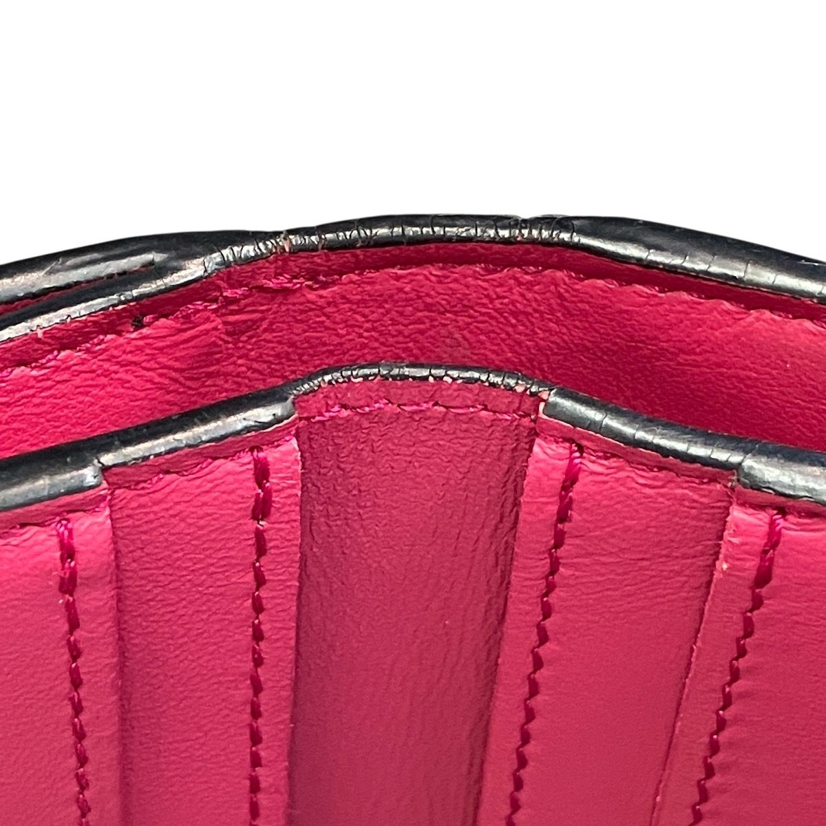 Louis Vuitton Portefeuille Capucines XS Taurillon Trifold Wallet Leather — view 7