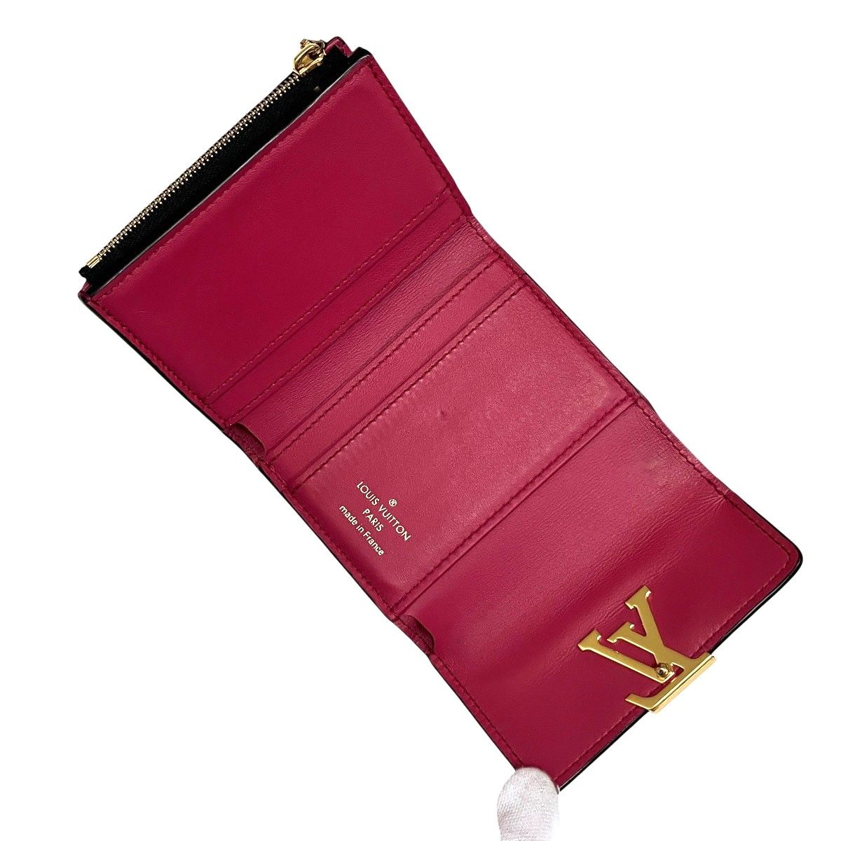Louis Vuitton Portefeuille Capucines XS Taurillon Trifold Wallet Leather — view 3