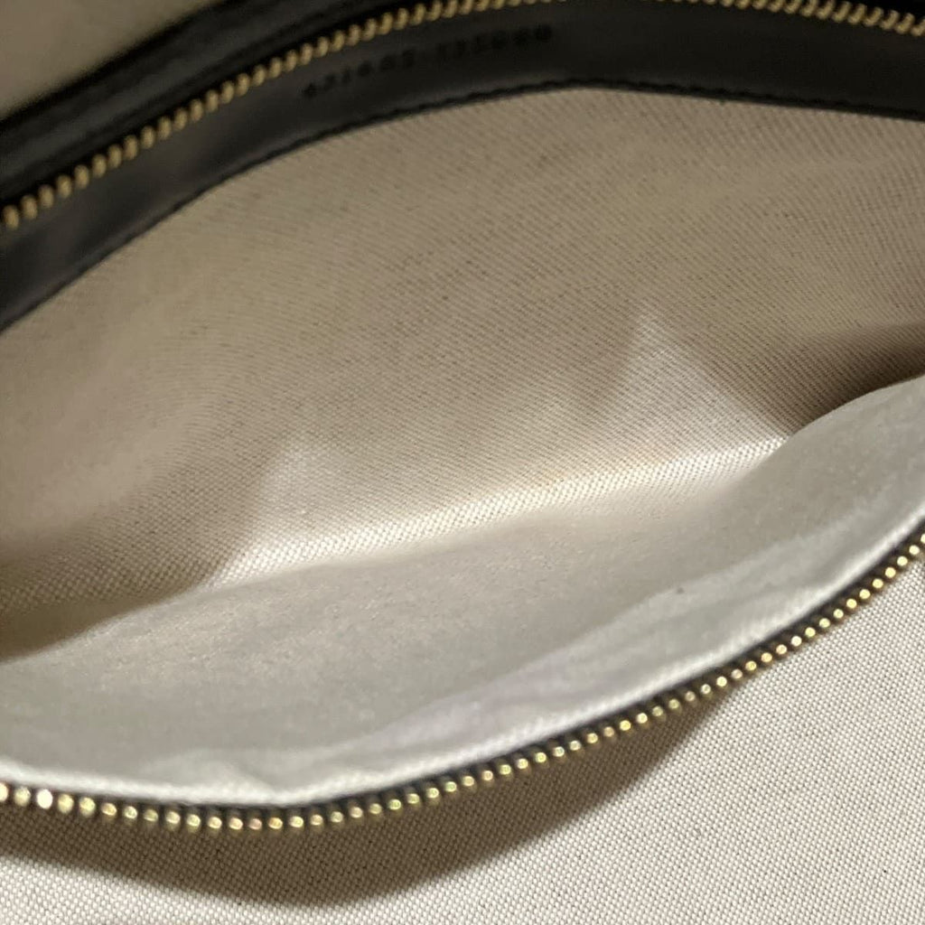 Gucci GG Matelasse Tote Bag Leather