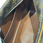 Louis Vuitton Cite MM Monogram Shoulder Bag Canvas — view 5