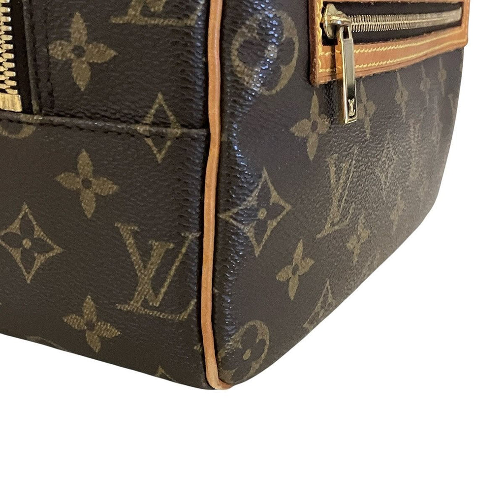 Louis Vuitton Cite MM Monogram Shoulder Bag Canvas — view 6