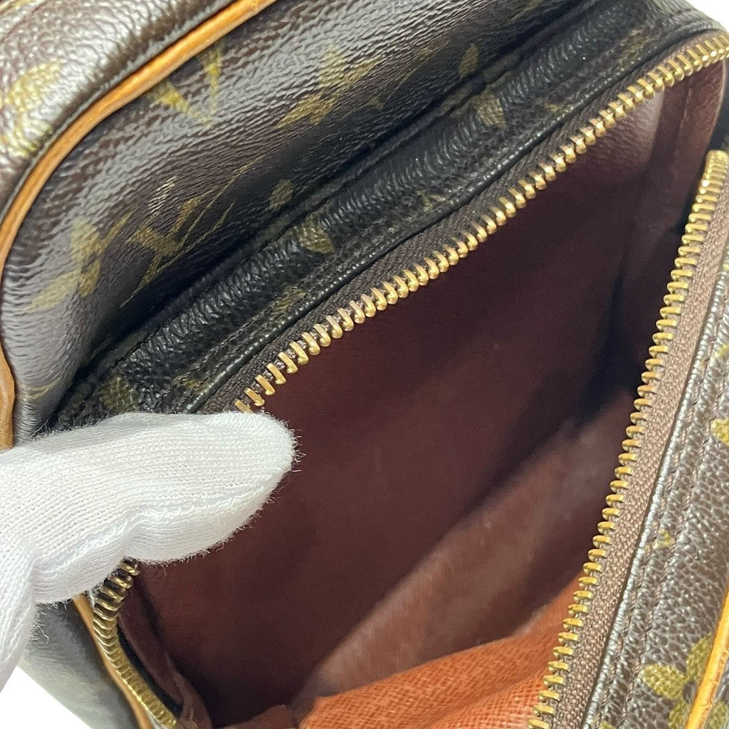 Louis Vuitton Amazon Monogram Shoulder Bag Canvas — view 6