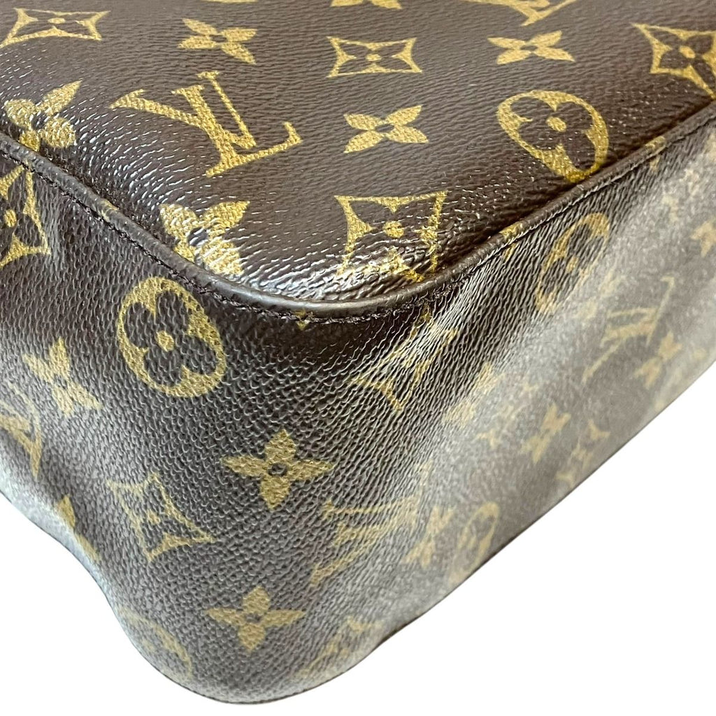 Louis Vuitton Looping GM Monogram Shoulder Bag Canvas — view 9