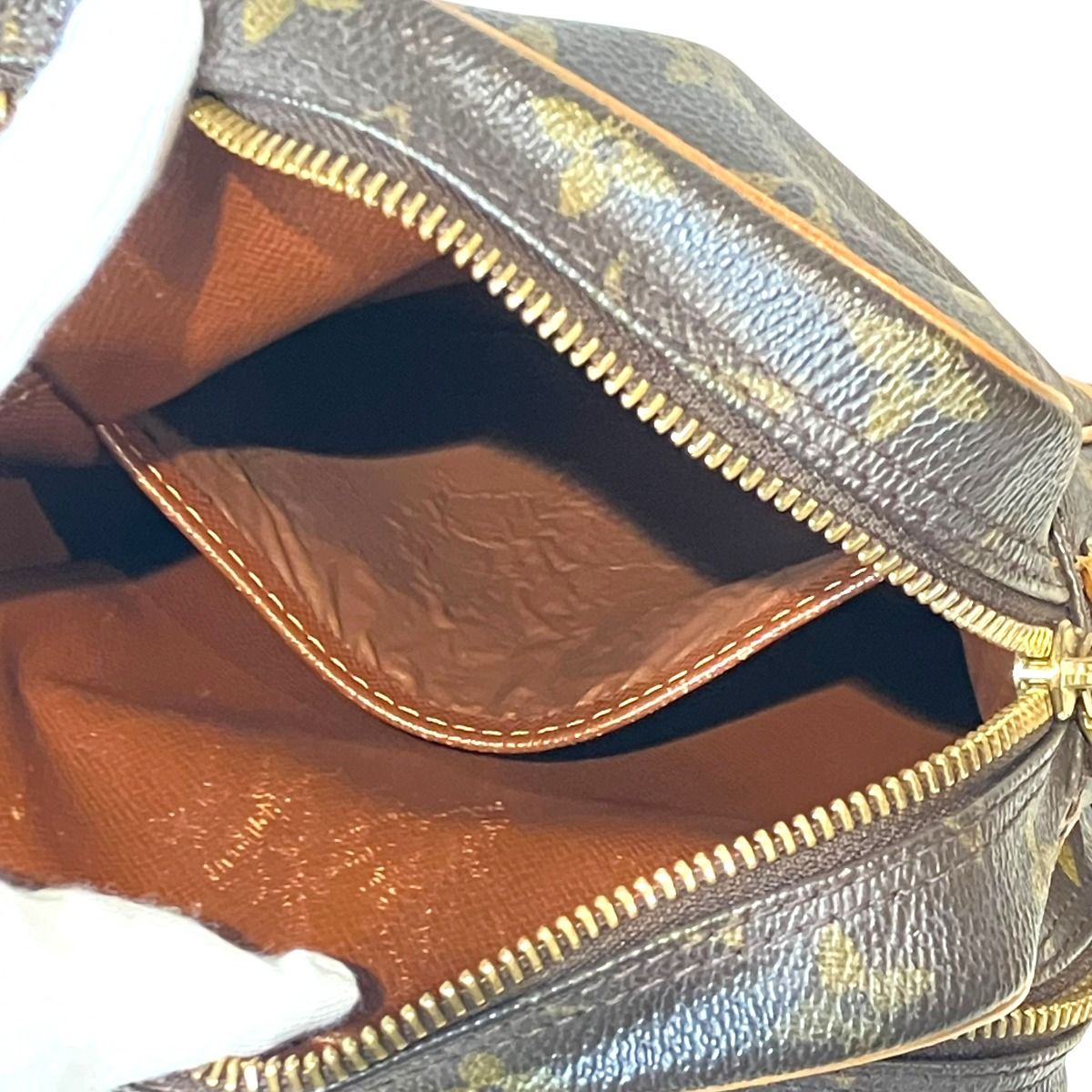 Louis Vuitton Amazon Monogram Shoulder Bag Canvas — view 9