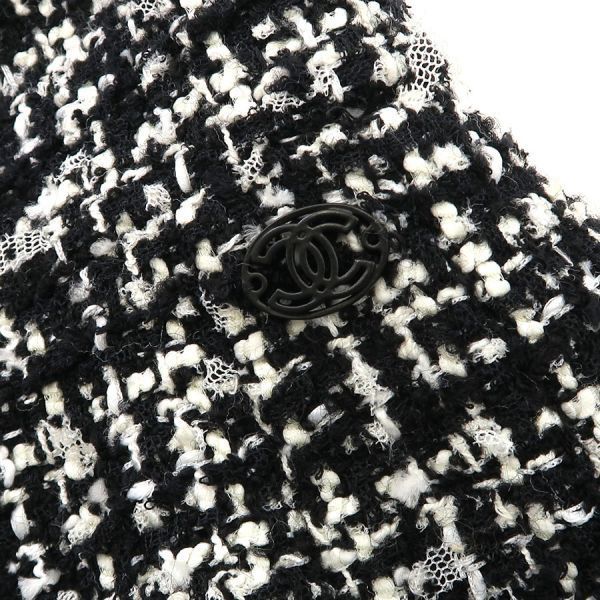 Chanel Skirt White — view 3
