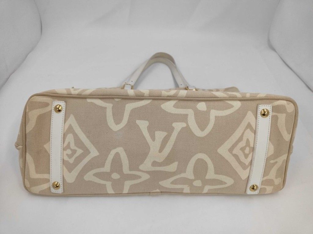 Louis Vuitton Tote Cruise Line Taisienne PM Sable Leather Canvas Gold — view 3