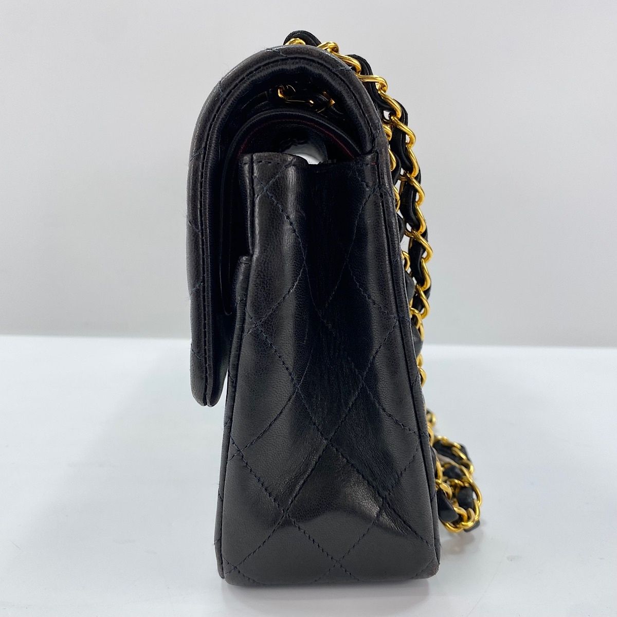 Chanel Shoulder Bag Quilted 25 — view 6