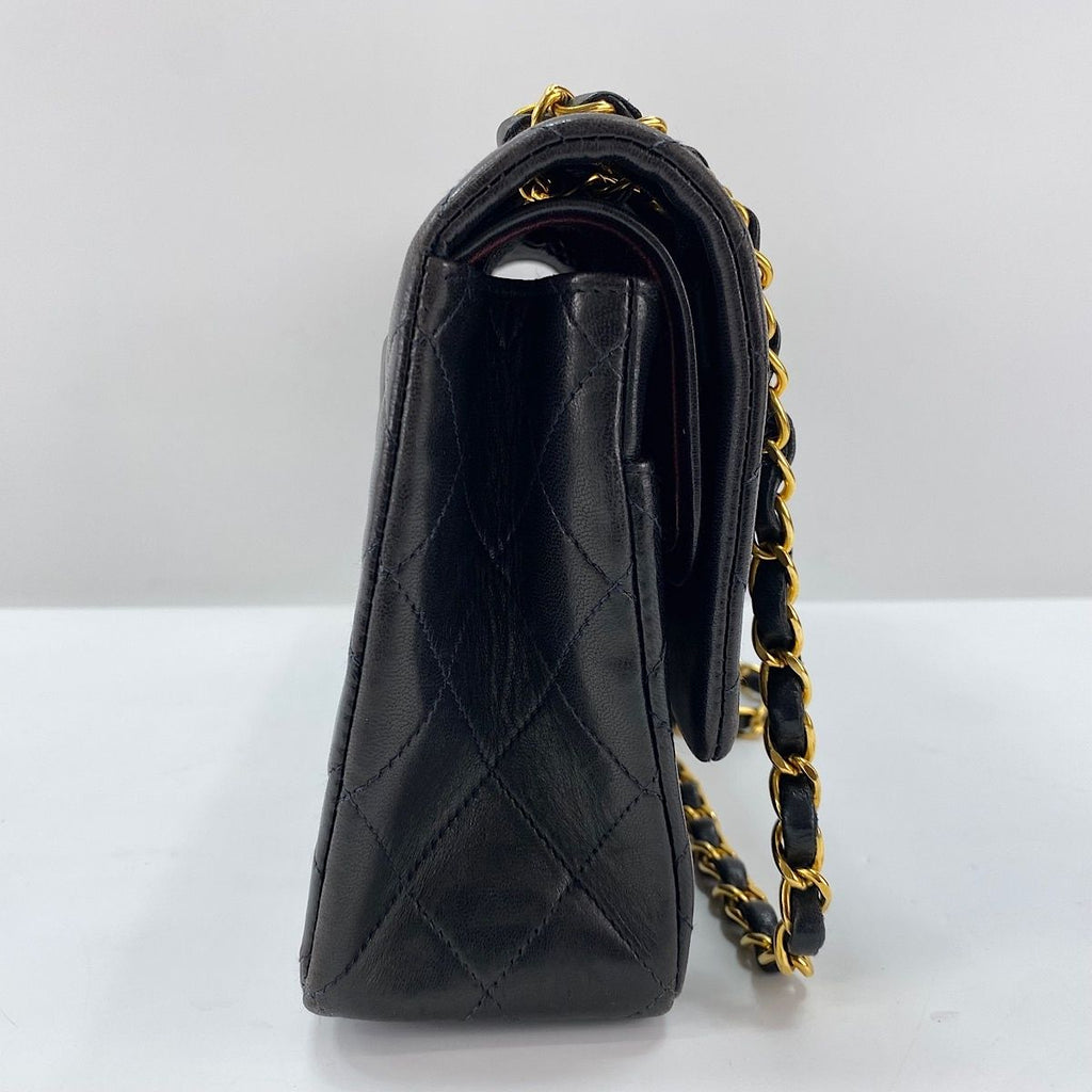 Chanel Shoulder Bag Quilted 25 — view 5