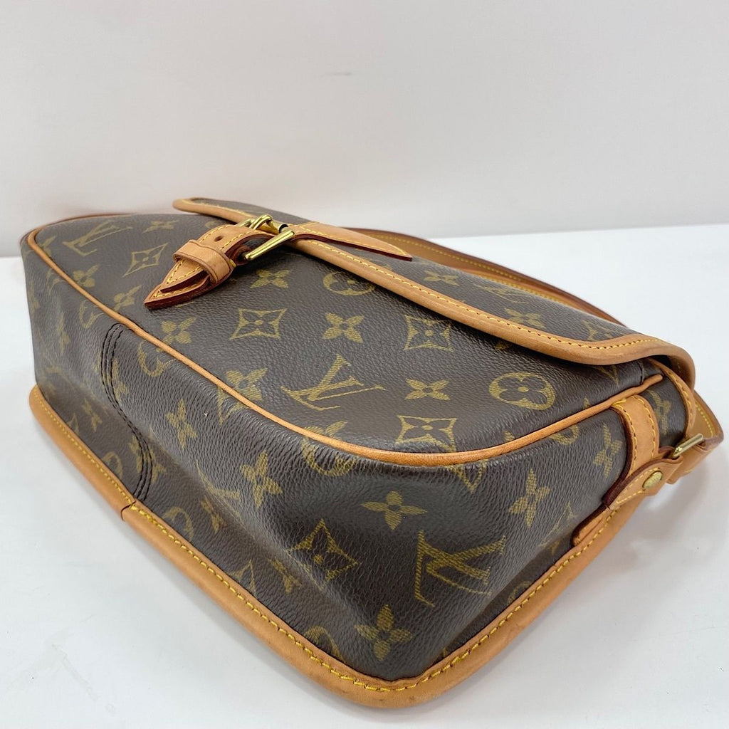 Louis Vuitton Shoulder Bag Sologne — view 8