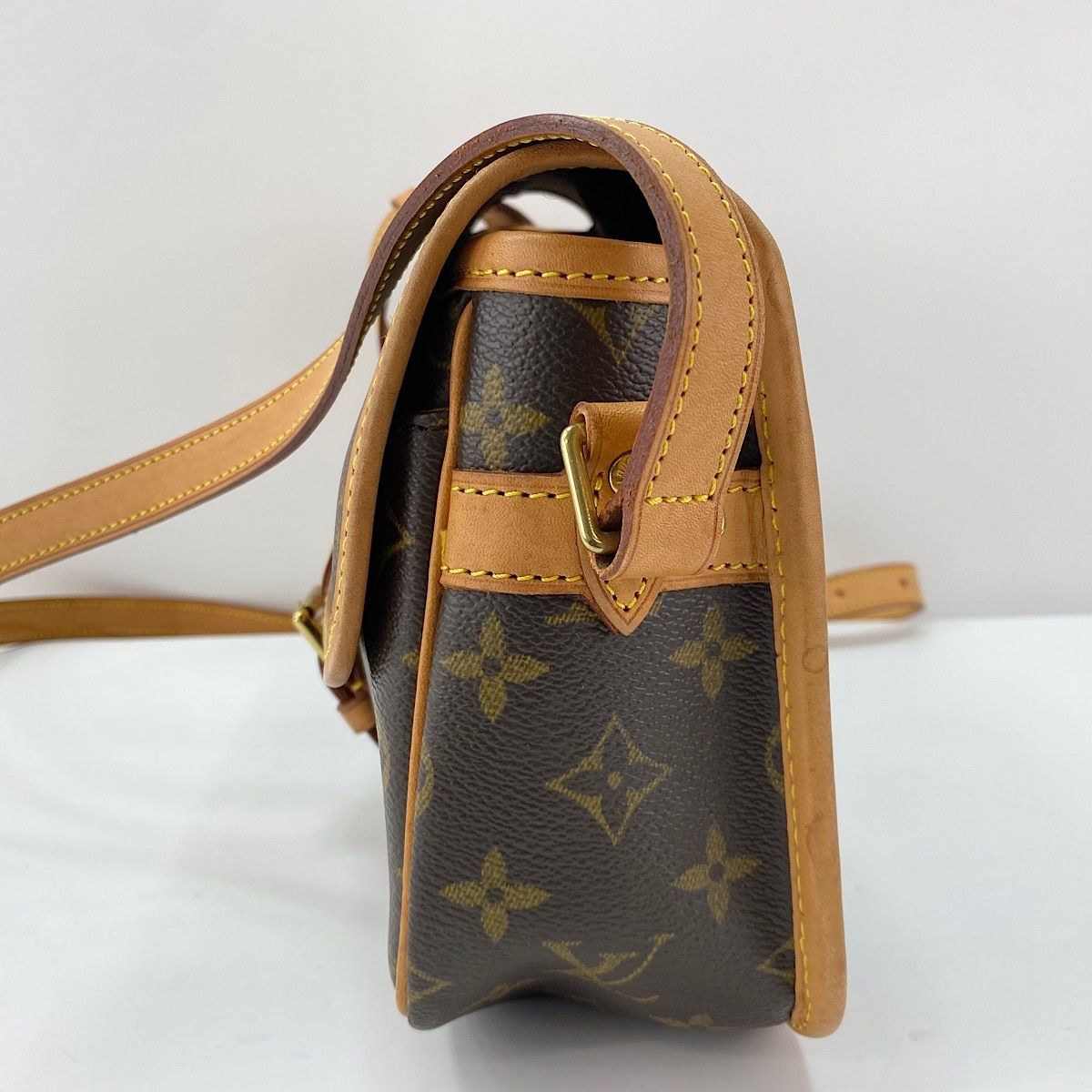Louis Vuitton Shoulder Bag Sologne — view 5