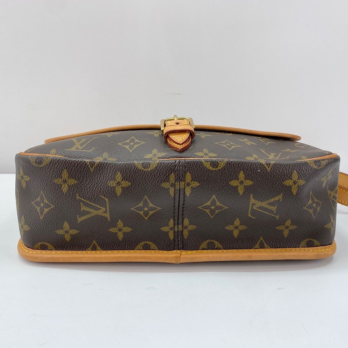 Louis Vuitton Shoulder Bag Sologne — view 6
