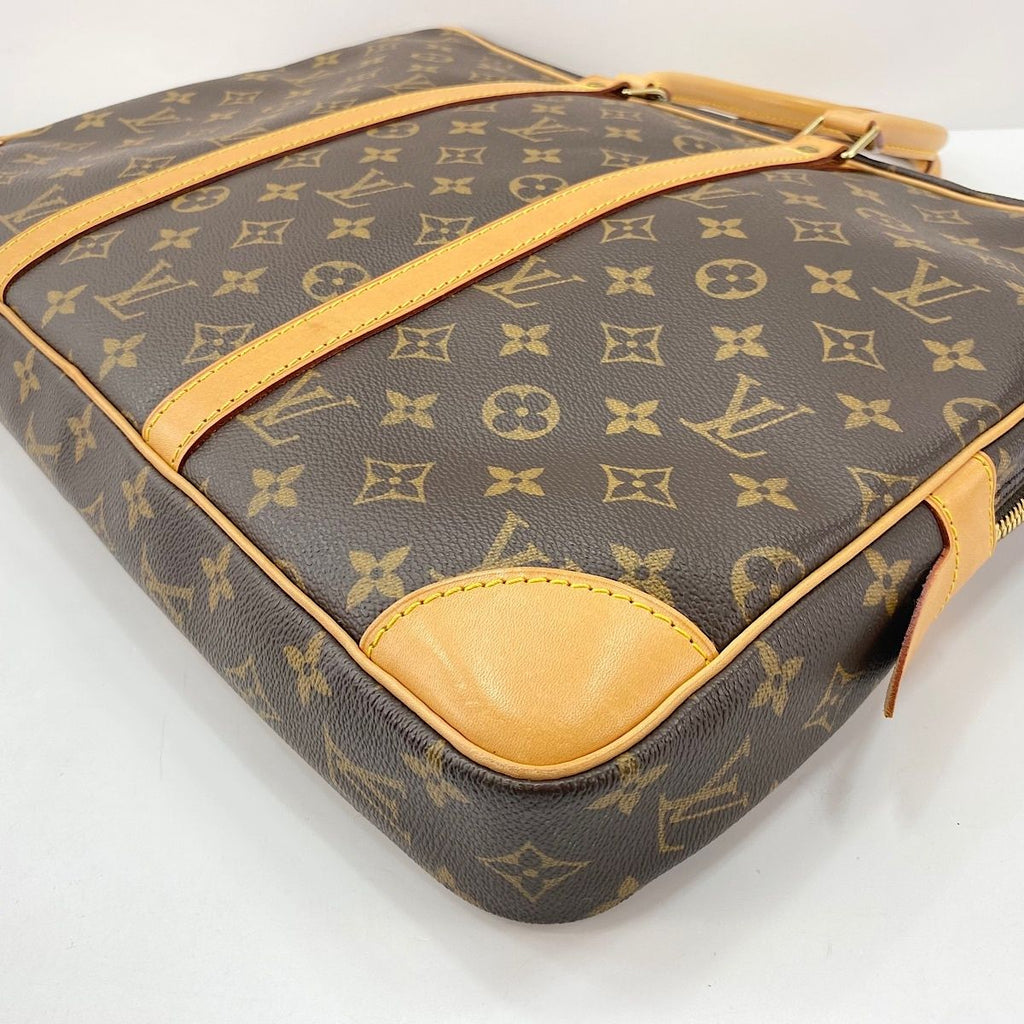 Louis Vuitton Handbag Porte Documents Voyage — view 9