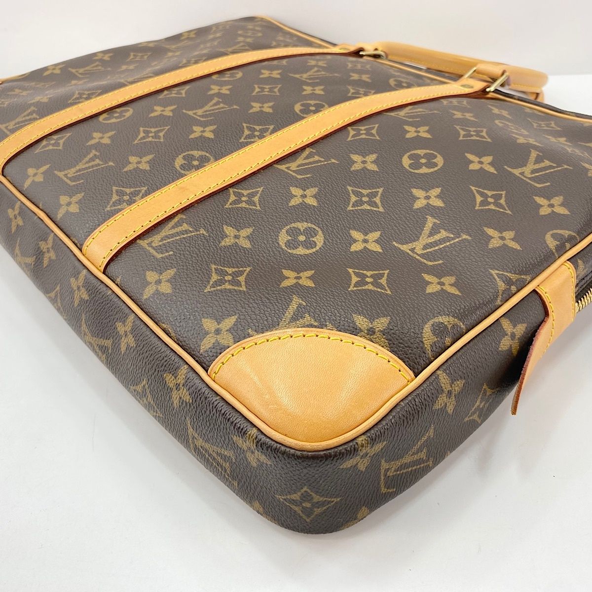 Louis Vuitton Handbag Porte Documents Voyage — view 9
