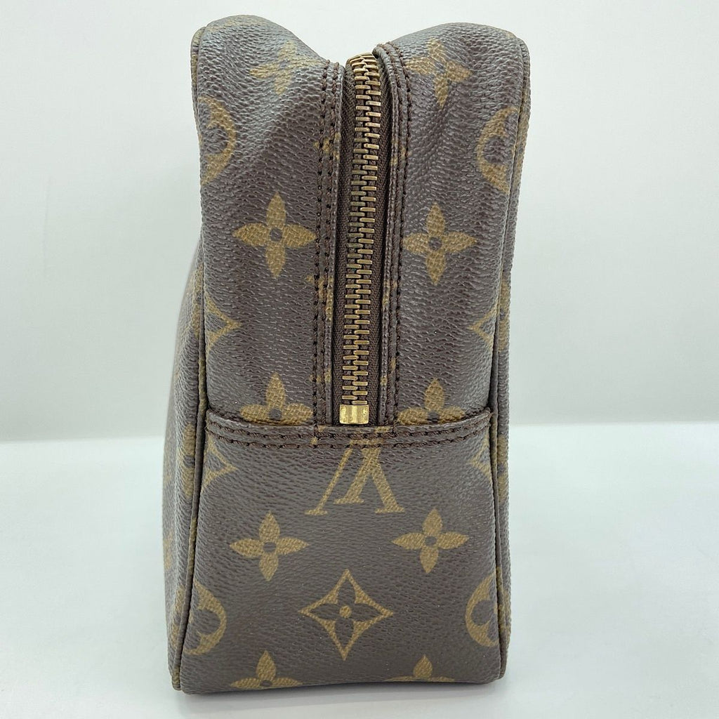 Louis Vuitton Pouch Trousse Toilette 28 — view 5