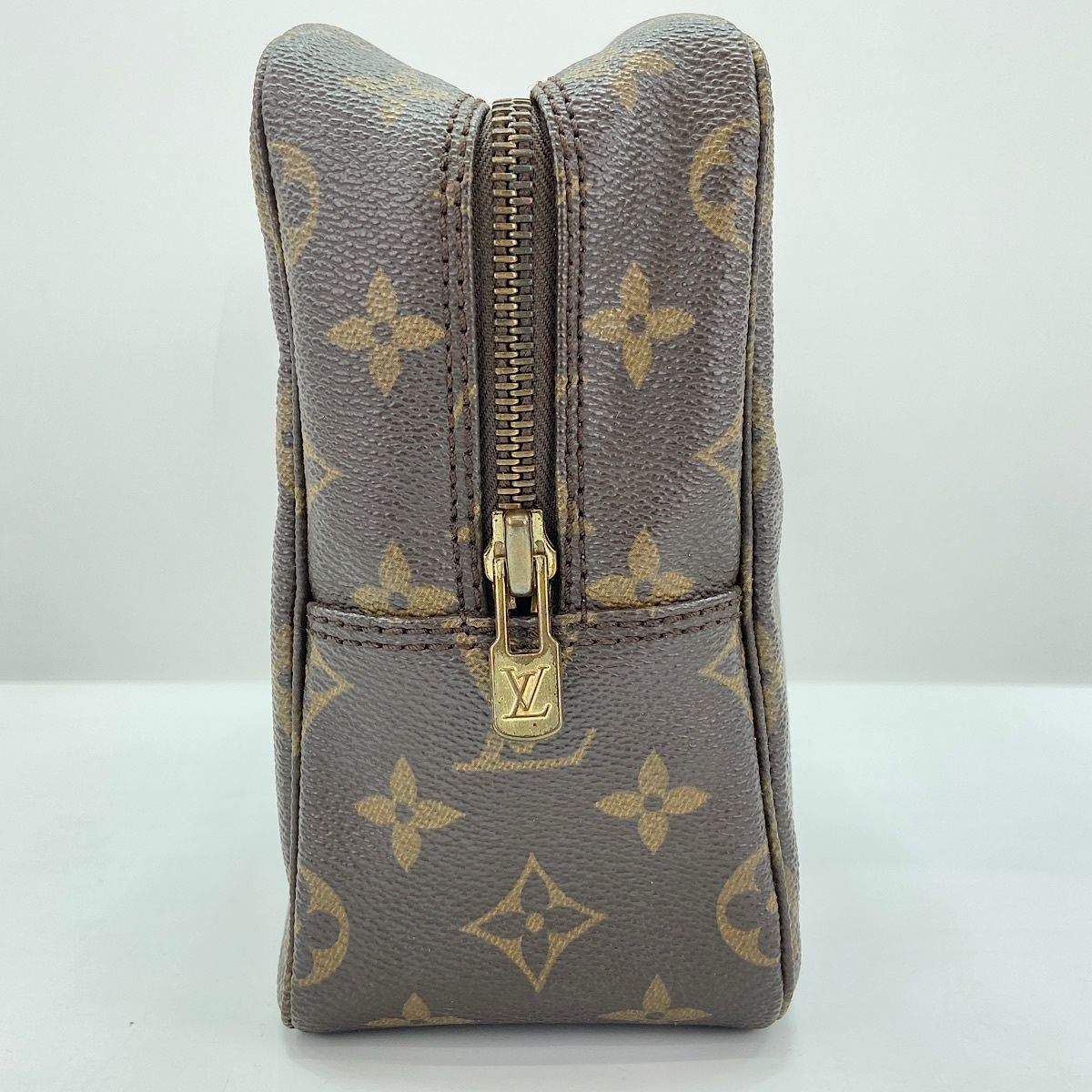 Louis Vuitton Pouch Trousse Toilette 28 — view 4