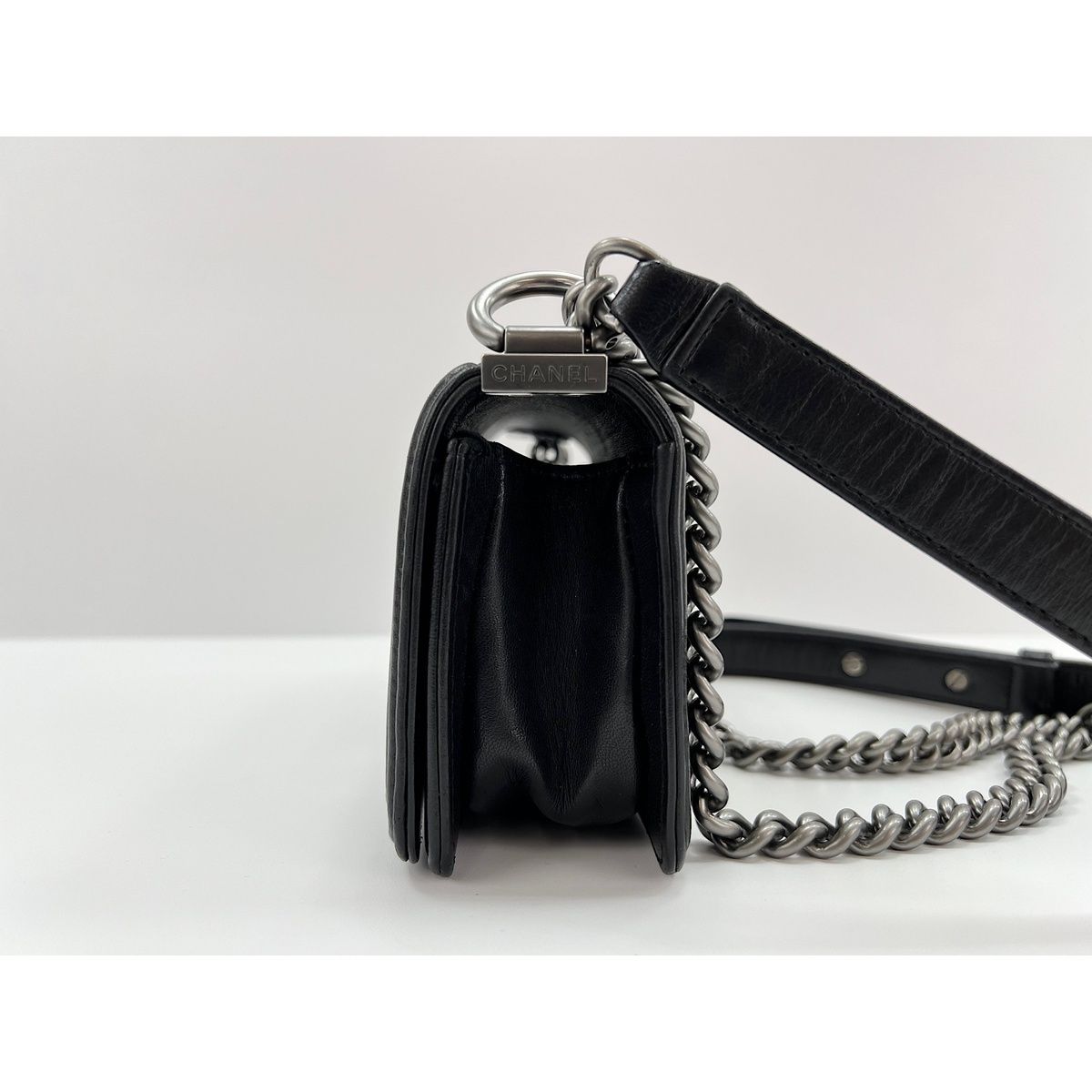 Chanel Shoulder Bag Mini — view 4
