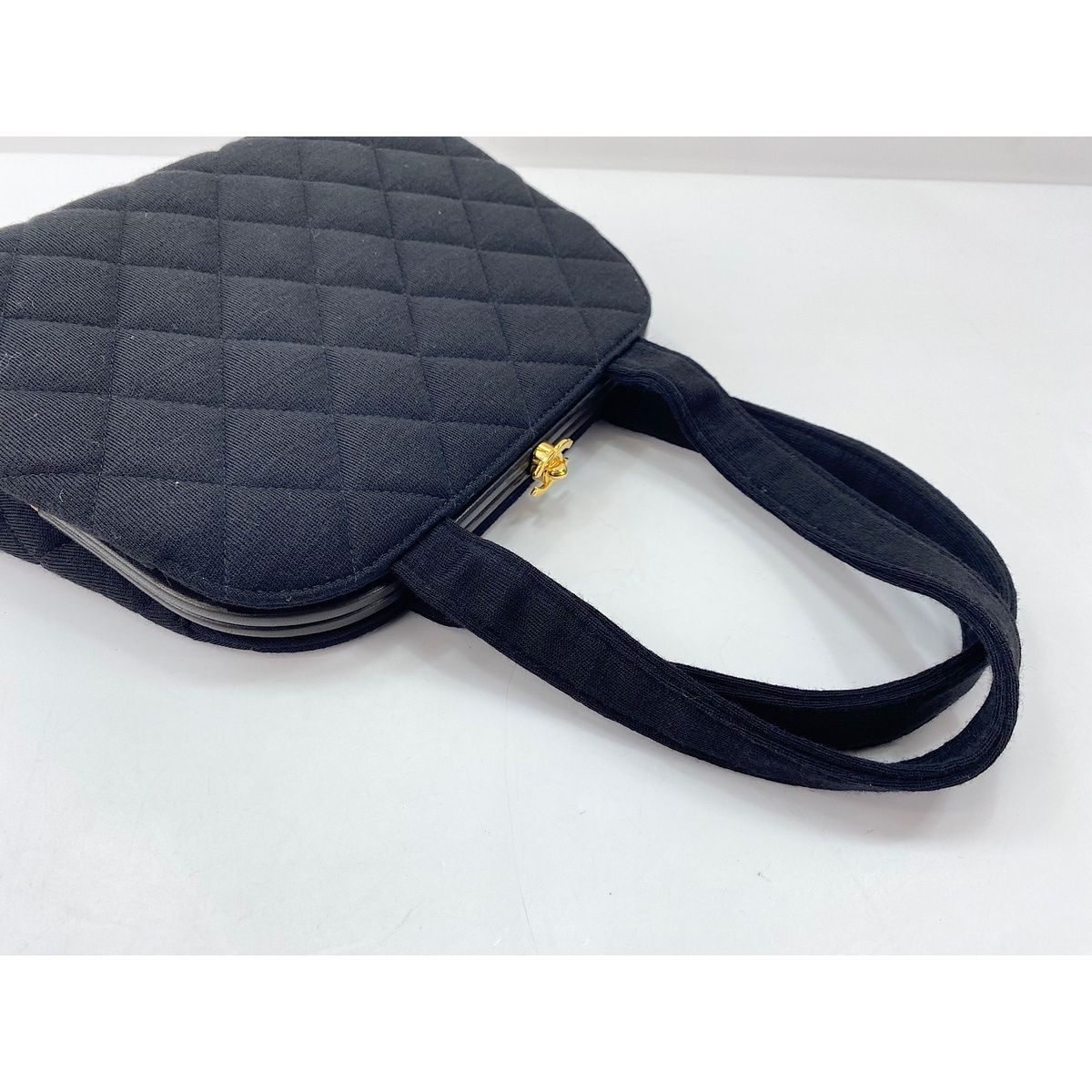 Chanel Handbag Quilted Black — view 9