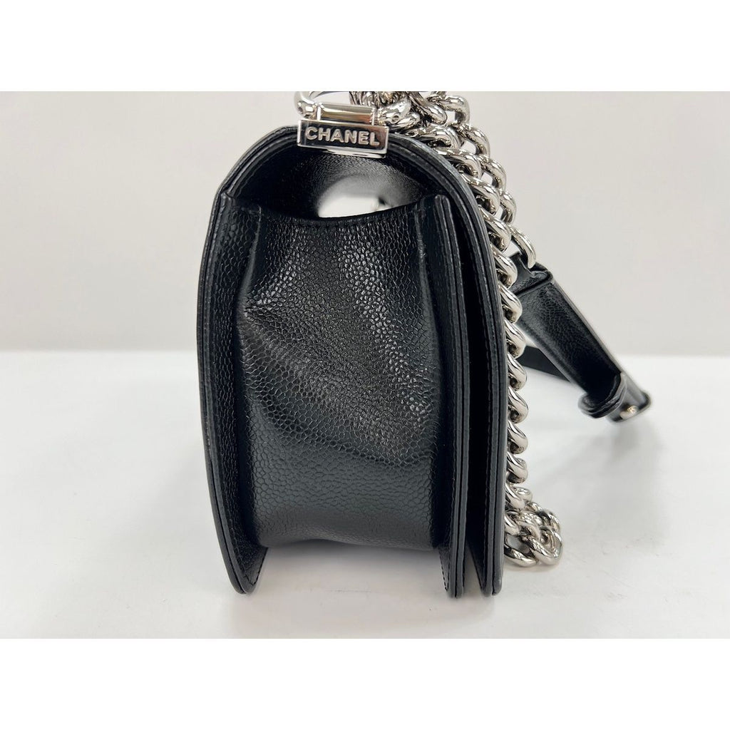 Chanel Shoulder Bag — view 5