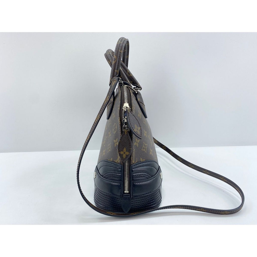 Louis Vuitton Handbag Alma — view 3