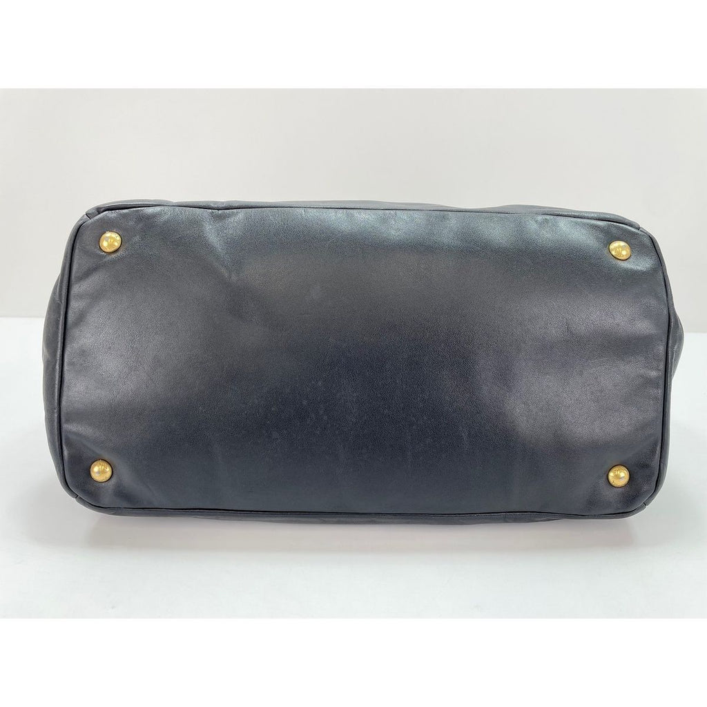 Prada Tote Black — view 6