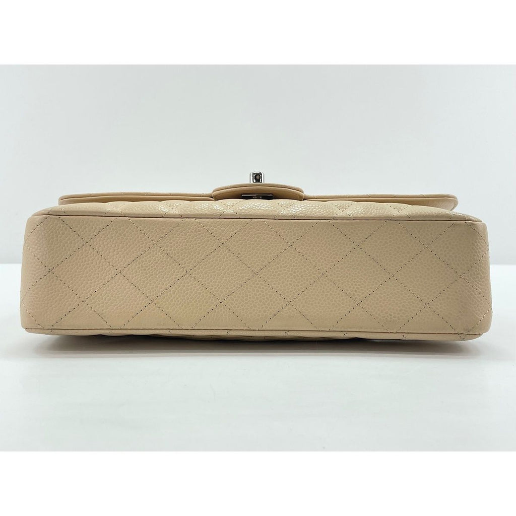 Chanel Shoulder Bag Quilted — view 5