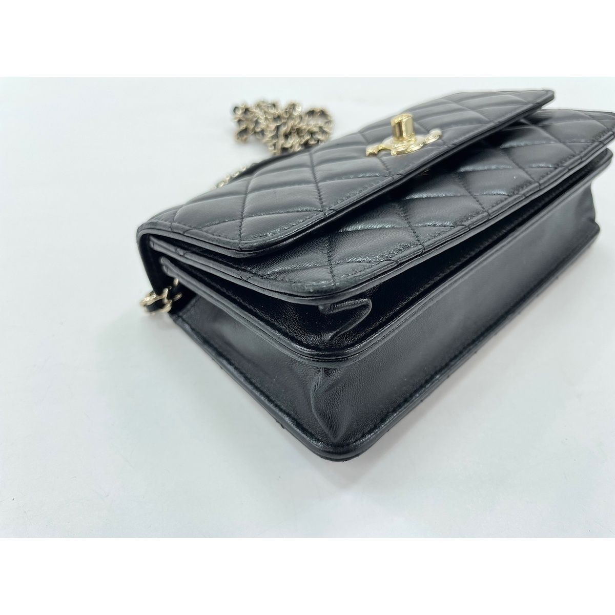 Chanel Shoulder Bag Trendy CC — view 7