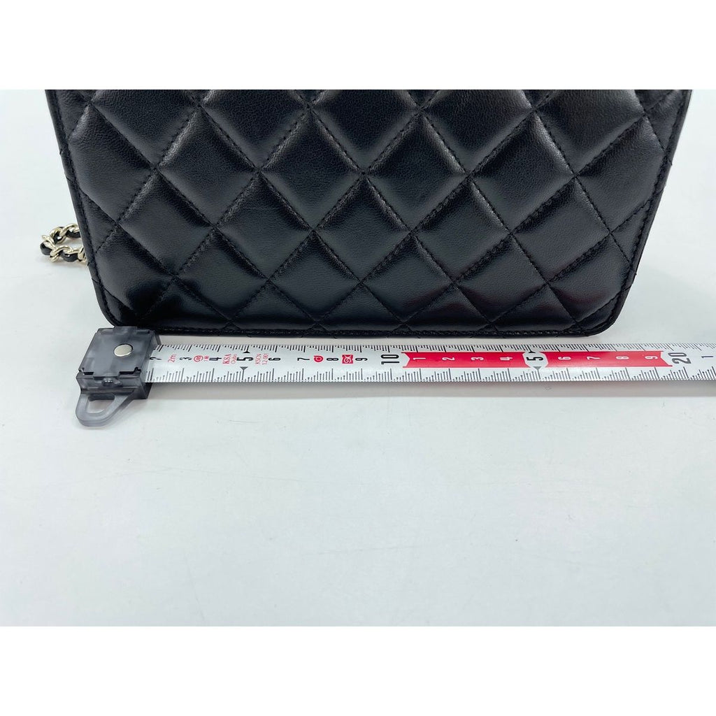 Chanel Shoulder Bag Trendy CC — view 5