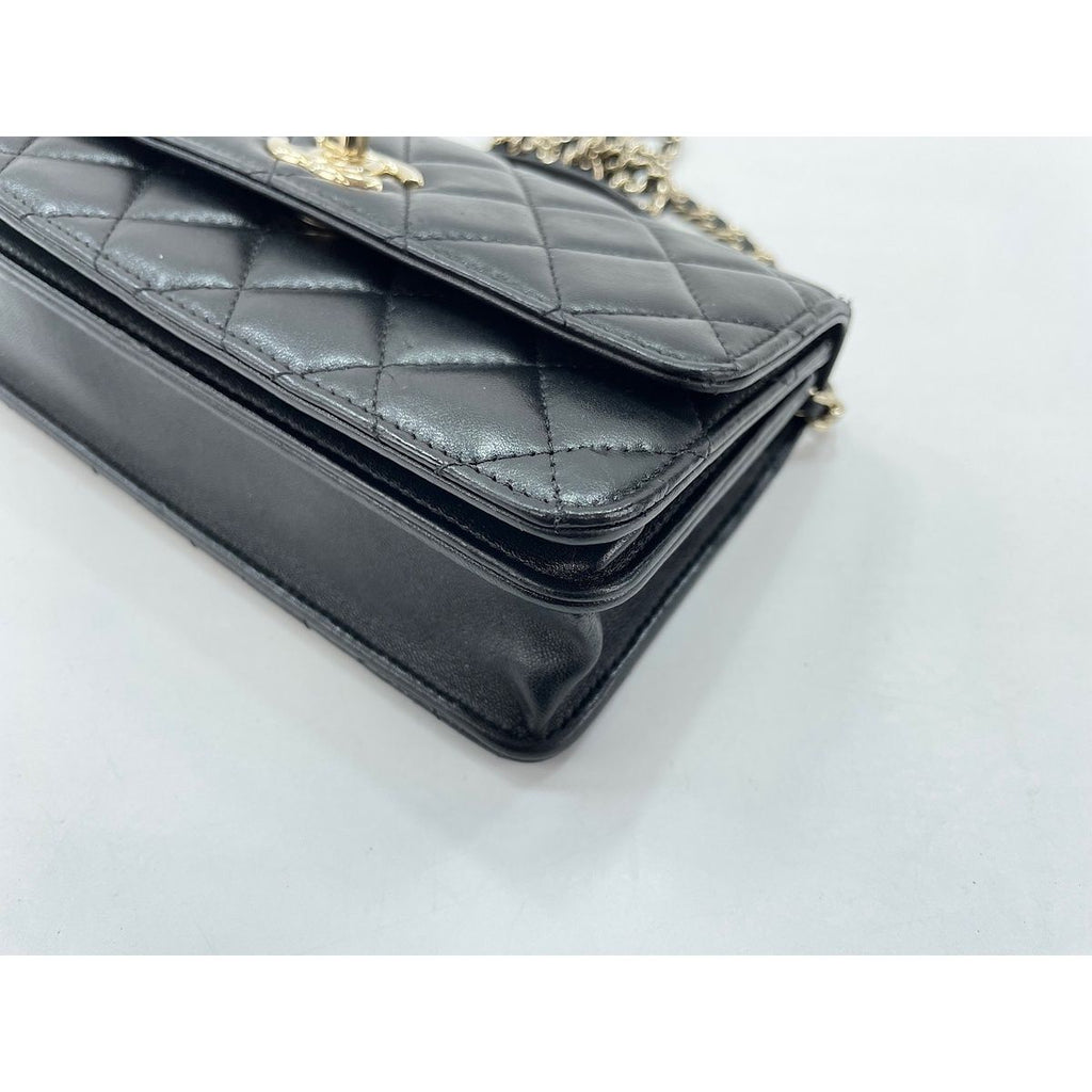 Chanel Shoulder Bag Trendy CC — view 8