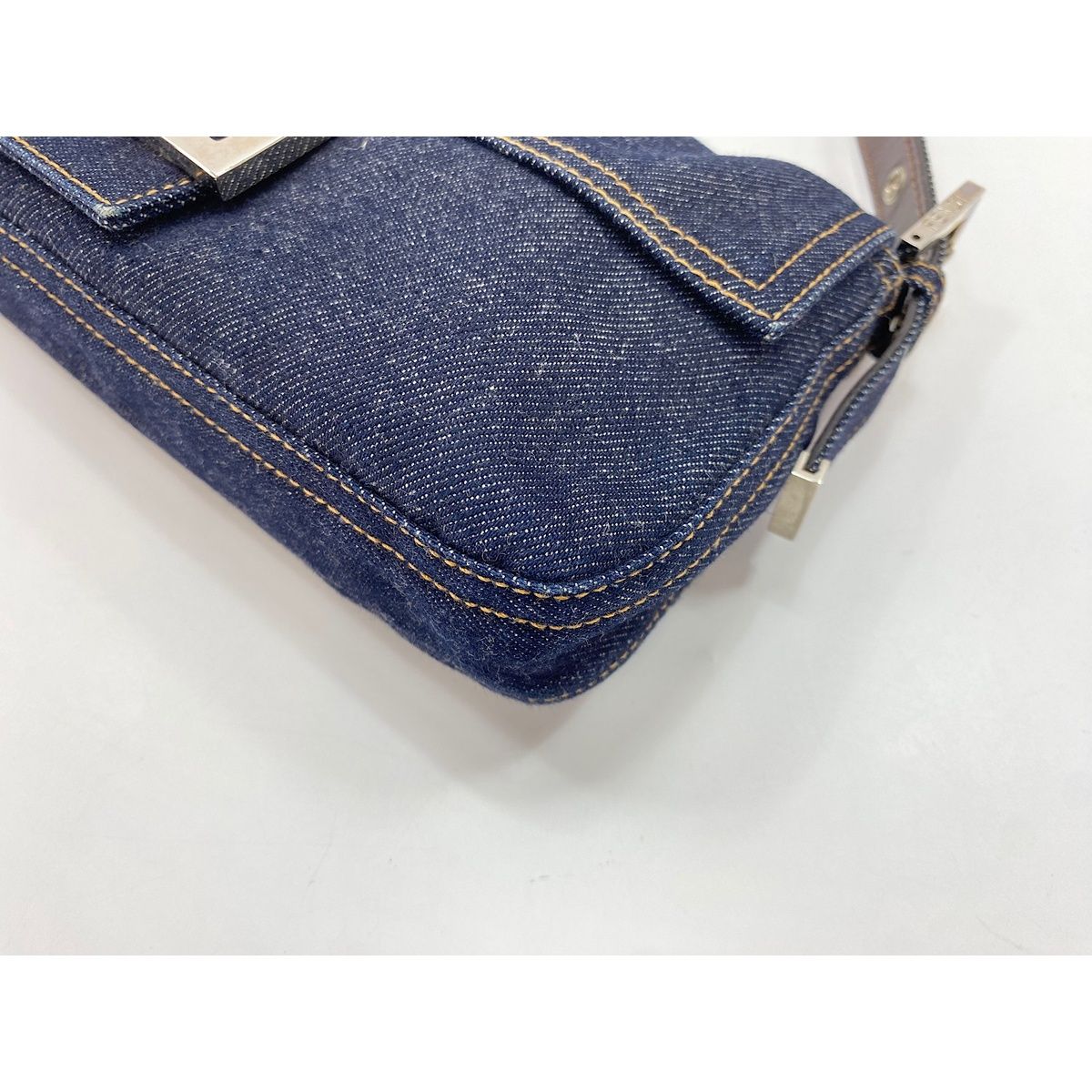 Fendi Handbag Mamma Bucket — view 8