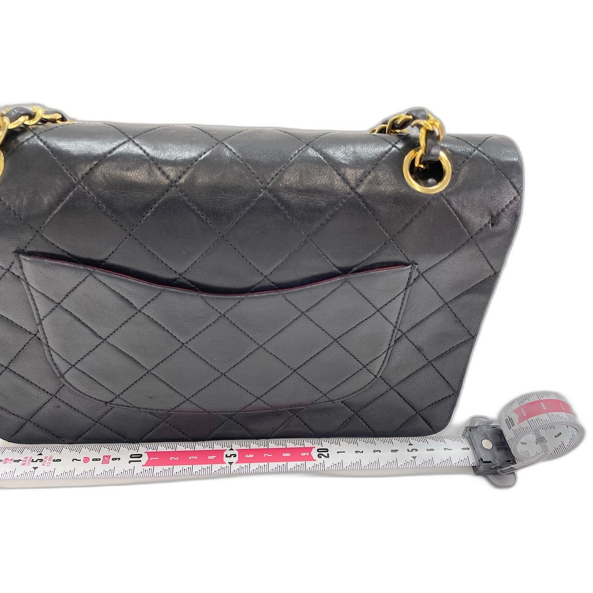 Chanel Shoulder Bag Quilted — view 4